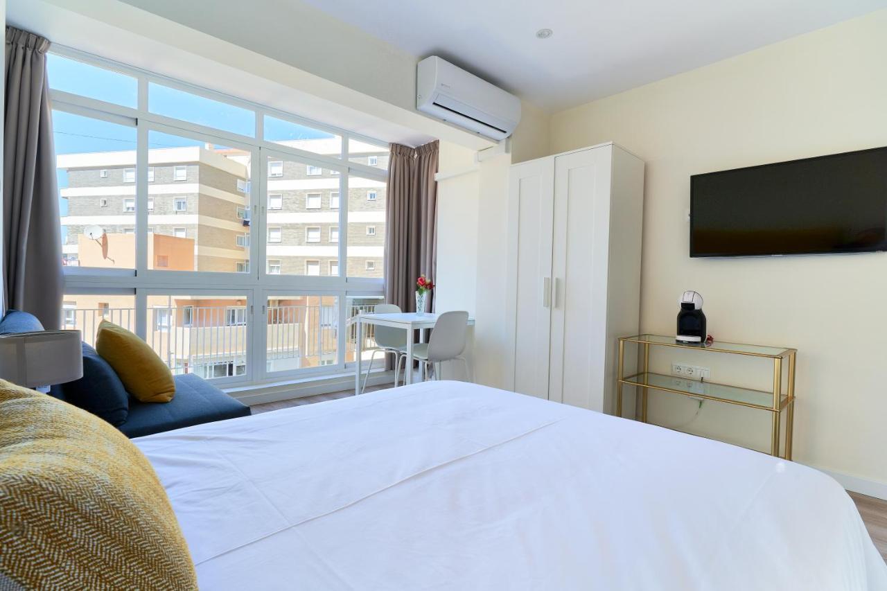Malaguetabeach Apartment Malaga Exterior photo